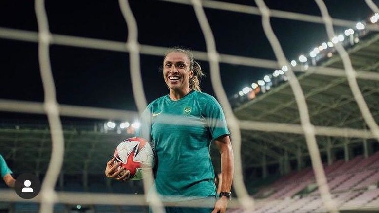 Brasil estreia nas Olimpíadas com o futebol feminino nesta madrugada