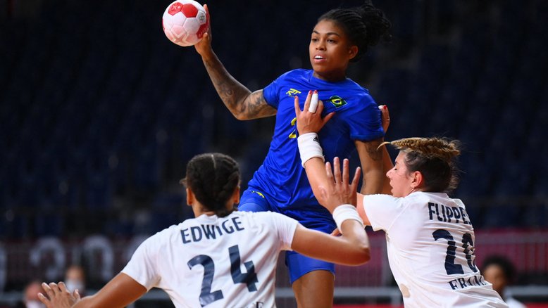 Handebol: Brasil perde para França no feminino e se despede dos Jogos