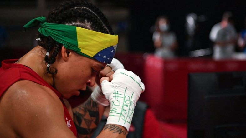 Boxe: Beatriz Ferreira é derrotada por irlandesa e fica com a medalha de prata na Olimpíada