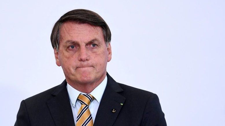 Datafolha: Para 76%, Bolsonaro deve sofrer impeachment se desobedecer Justiça