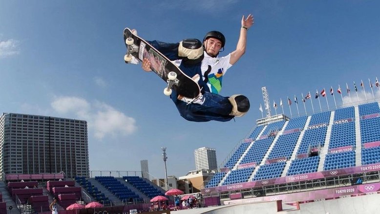 Três brasileiros dão show e avançam pra final do skate park da Olimpíada de Tóquio