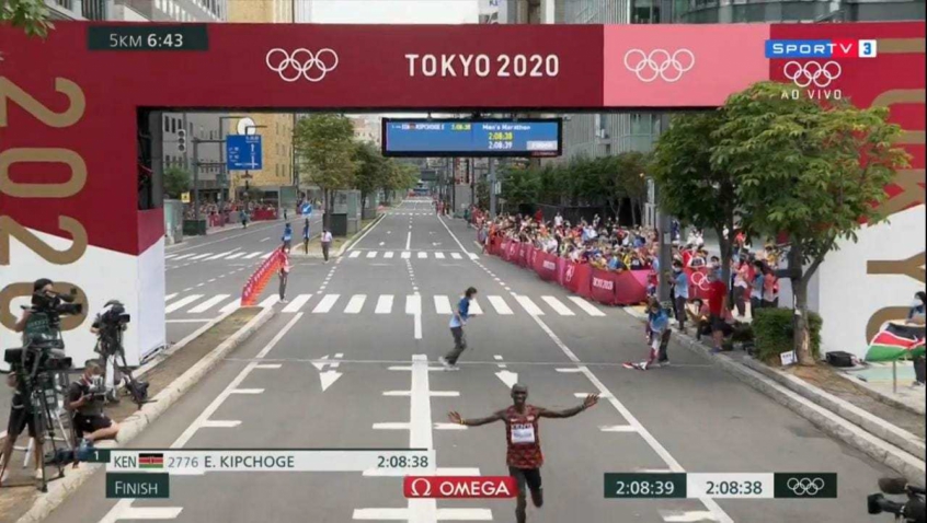 Com ouro em Tóquio-2020, Eluid Kipchoge é bicampeão olímpico