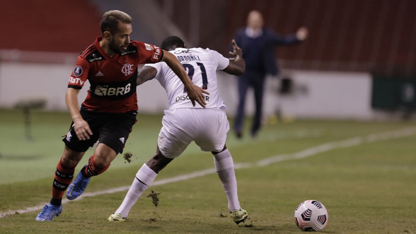 Alvo do exterior, Everton Ribeiro quer seguir 'sonhando' por muito tempo: 'É muito bom ser Flamengo'