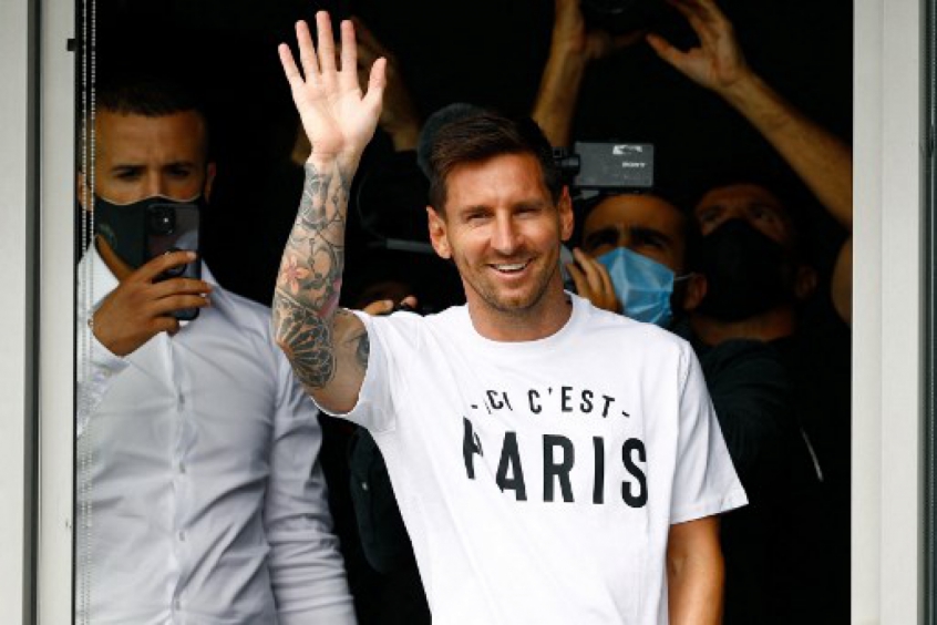 Para comentarista do SporTV, Messi está 'disparado' acima de Ronaldo Fenômeno