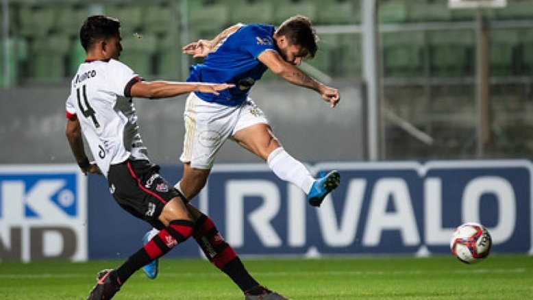 Luxemburgo faz contas e diz que Cruzeiro tem 10 jogos 'com obrigação de ganhar'