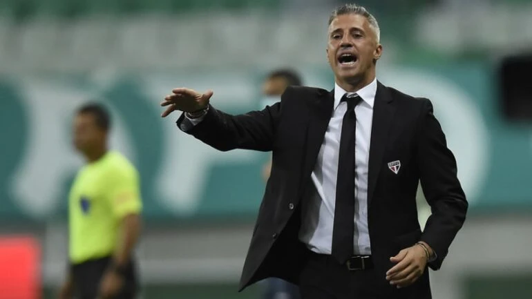 São Paulo anuncia a saída de Crespo do cargo de treinador