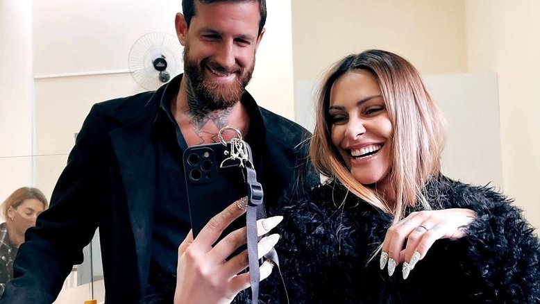 Cleo mostra detalhes da despedida de solteira: 'Uma coisa fofa gótica'