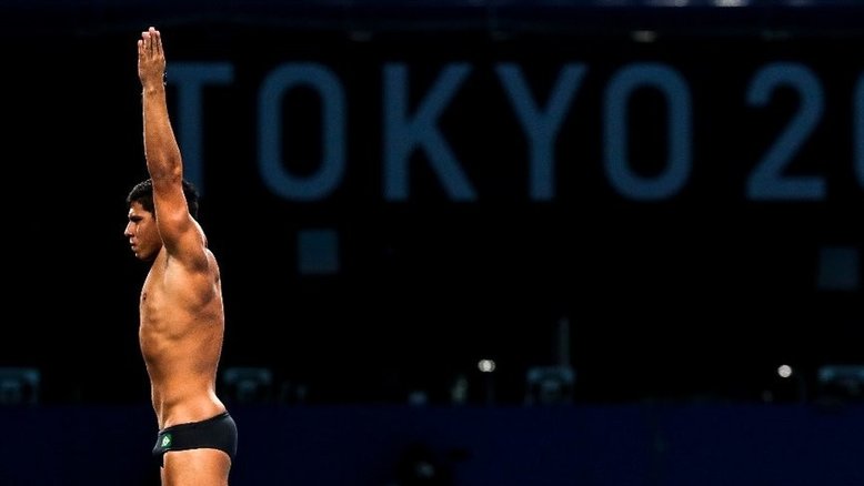 Kawan Pereira consegue feito inédito e se classifica para final dos saltos ornamentais em Tóquio