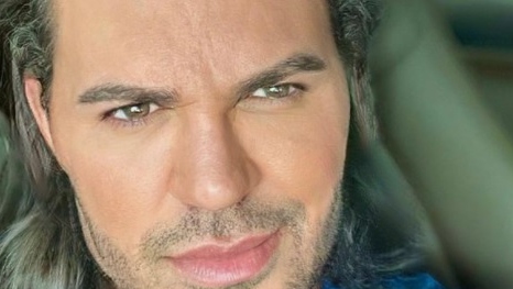 Eduardo Costa nega que tenha feito harmonização facial: 'Eu nunca fiz'