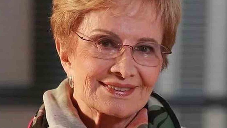 Glória Menezes, 89 anos. Na TV, seu último papel foi em 2015, na novela "Totalmente Demais"