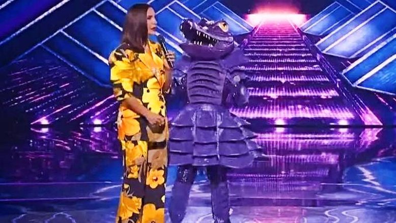 'The Masked': Ivete 'nada isentona' faz piada de jacaré vacinado e público pira