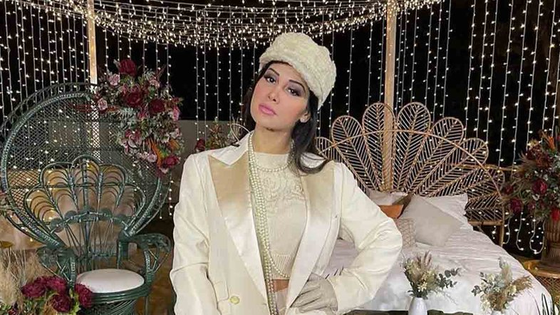 Mayra Cardi teria dívida de R$ 62 mil em condomínio