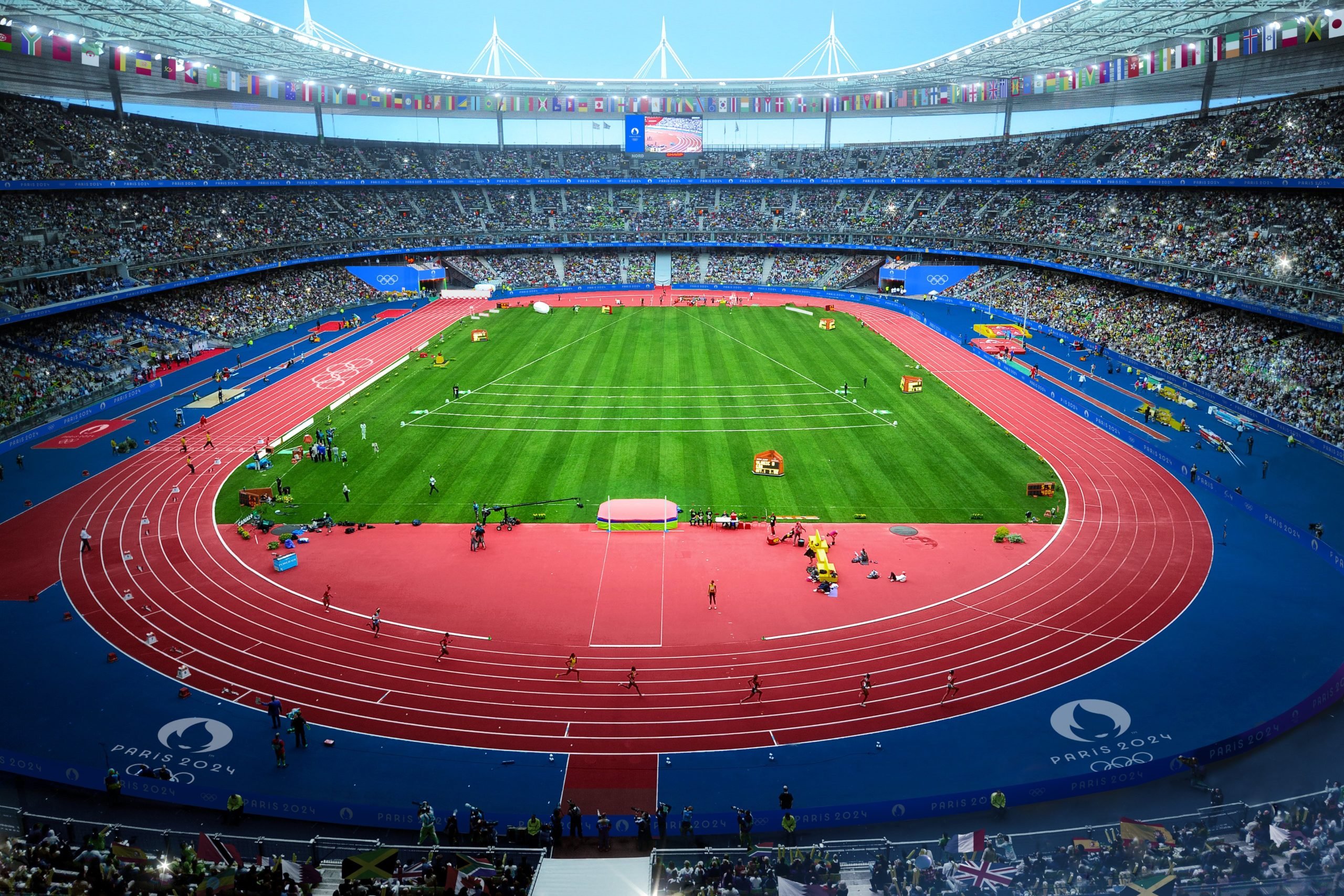 Paris 2024 terá arenas esportivas em locais históricos; confira a projeção em imagens