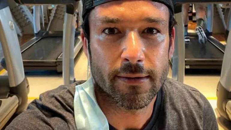 Após se assumir ecossexual, Sergio Marone expõe sobre cirurgias plásticas