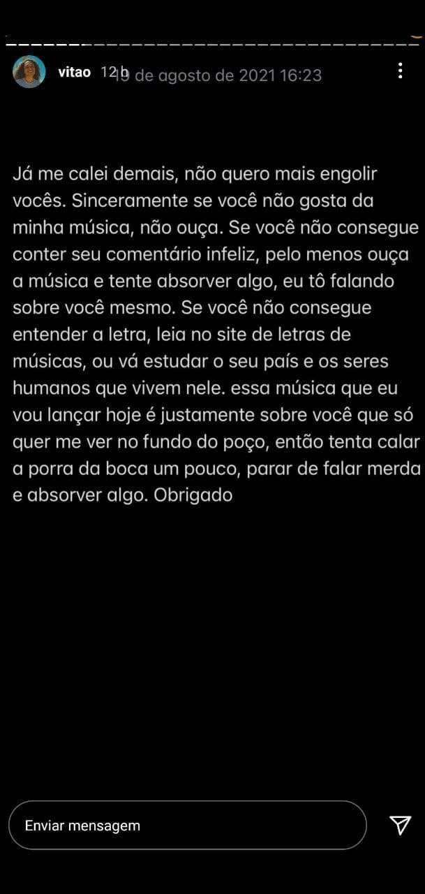 Cansado de receber ataques na web, Vitão explode e desabafa: 'Cala a p*rra da boca' 4 Cansado de receber ataques na web, Vitão explode e desabafa: 'Cala a p*rra da boca'