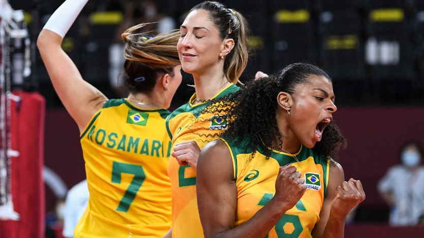 Brasil supera doping de Tandara e avança à final no vôlei feminino em Tóquio