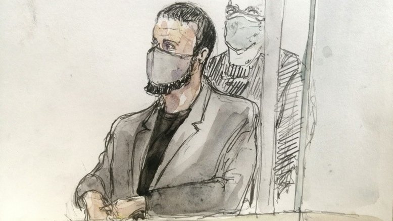 Vítimas dos atentados extremistas de Paris relembram trauma em audiência