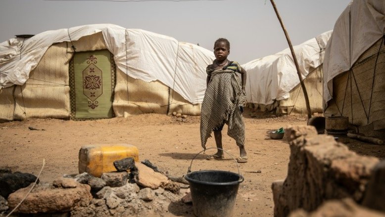 Burkina Faso proíbe organização humanitária de trabalhar em campos de refugiados