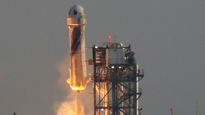 Blue Origin anuncia novo voo espacial com o Capitão Kirk a bordo, segundo o TMZ