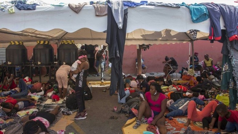 Em meio a adversidades, migrantes haitianos tentam fazer a vida no México