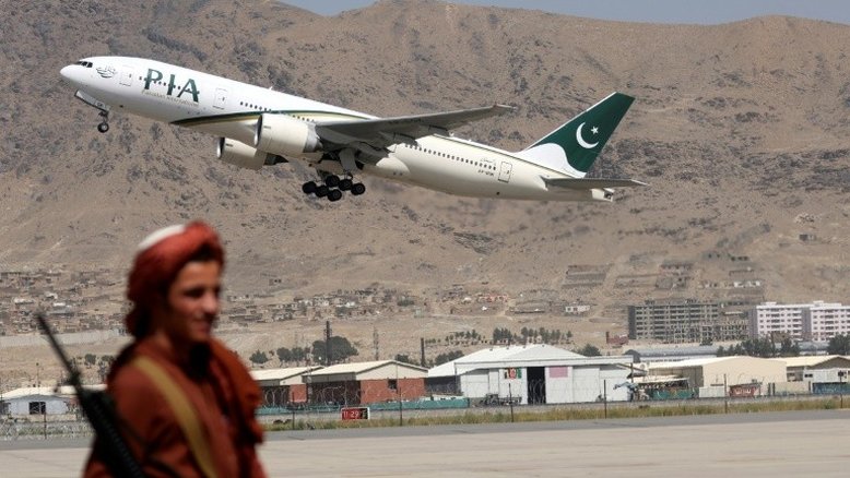 Talibã pede que companhias aéreas retomem voos para o Afeganistão