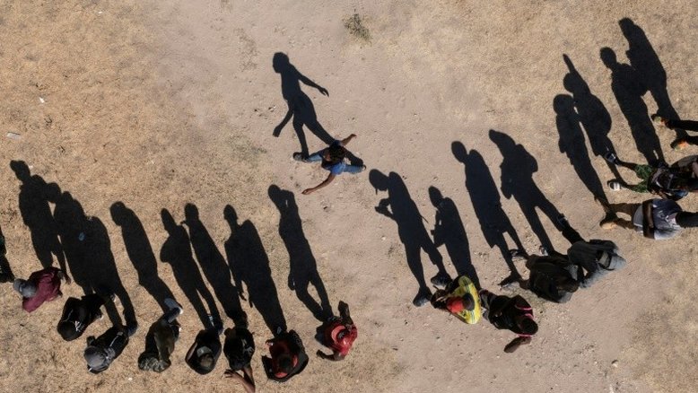 Haitianos pedem asilo no México por dificuldade de entrar nos EUA