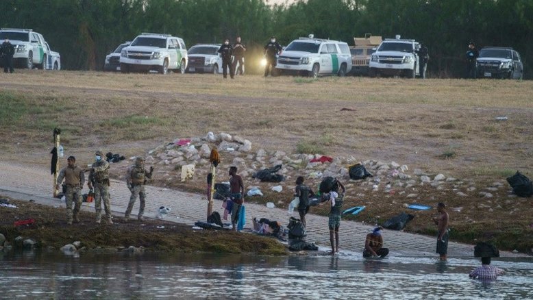 EUA limitam deportações de imigrantes