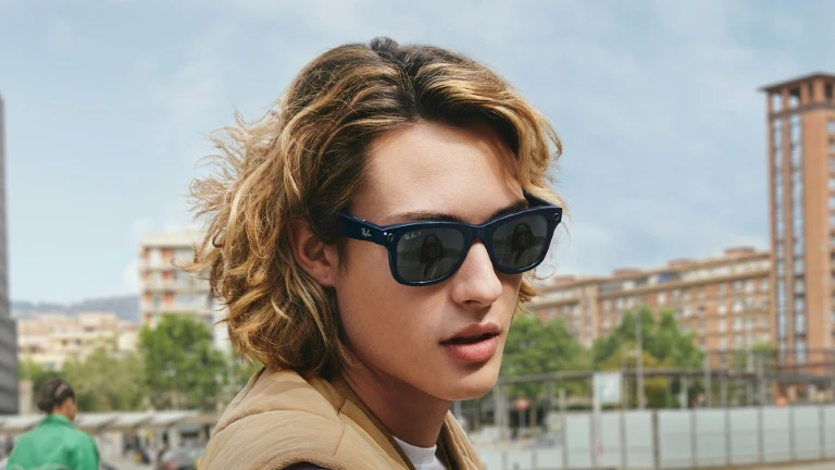 Facebook e Ray-Ban apresentam óculos 