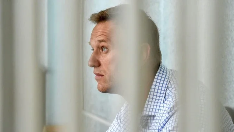 Navalny pede que apoiadores não desanimem após resultados eleitorais