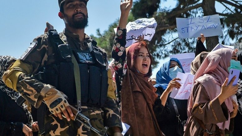 Talibãs anunciam principais ministros no Afeganistão; protestos registram mortes