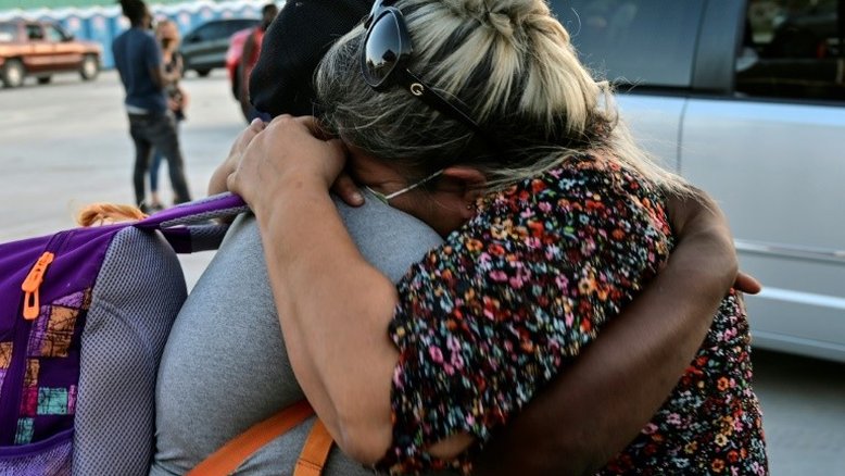 Migrantes haitianos levantam acampamento na fronteira entre México e EUA