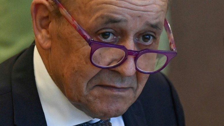 França acusa Austrália e EUA de mentir e fala em 'crise grave'