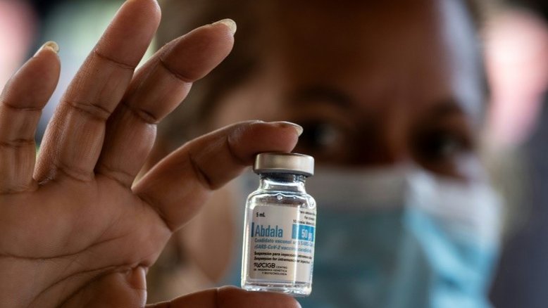 Cuba anuncia que Vietnã aprovou uso de sua vacina Abdala