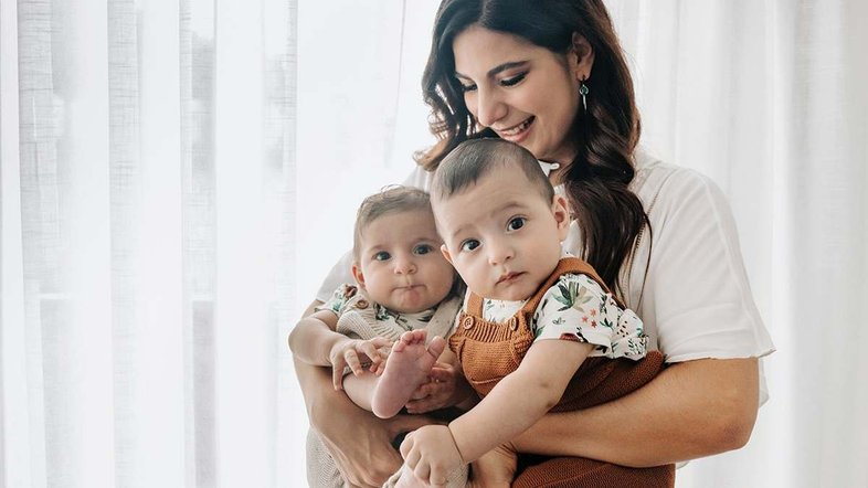 Sadi comenta perda de controle após maternidade: 'É eita atrás de vixe!'