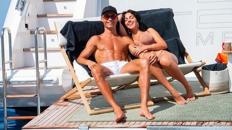 Companheira de Cristiano Ronaldo sobre casamento: 'Não depende de mim'