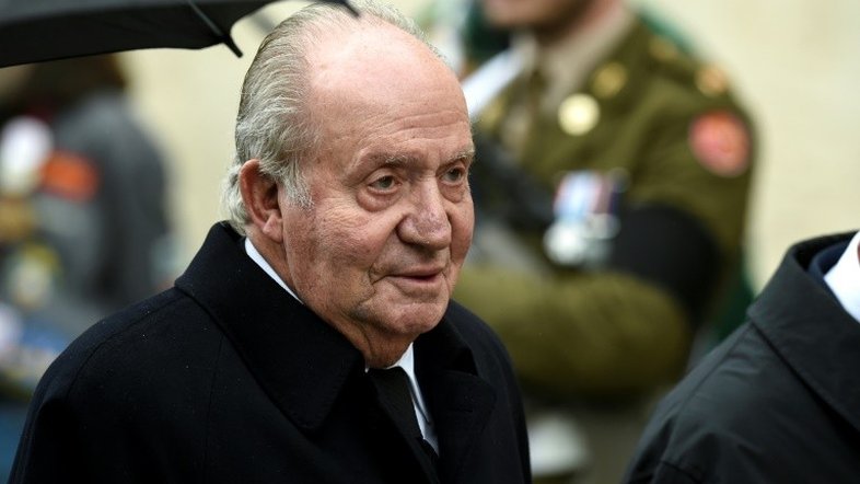 Ex-rei da Espanha injetou hormônio feminino para barrar apetite sexual, diz ex-chefe de polícia