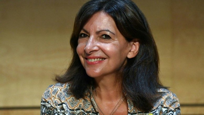 Prefeita de Paris anuncia no domingo candidatura à presidência