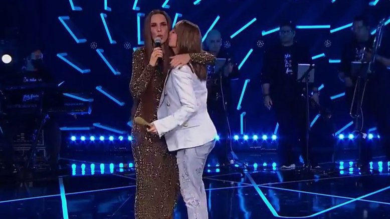 Claudia Leitte entrega detalhe sobre amizade com Ivete: 'Diziam que a gente não se gostava'