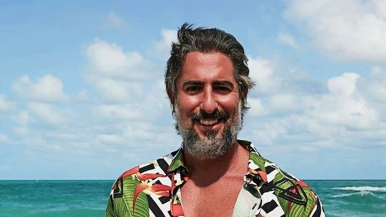 Demissão de Evaristo Costa da CNN é usada por Mion para alfinetar Record