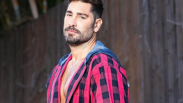 'A Fazenda': Victor Pecoraro é revelado como participante da temporada