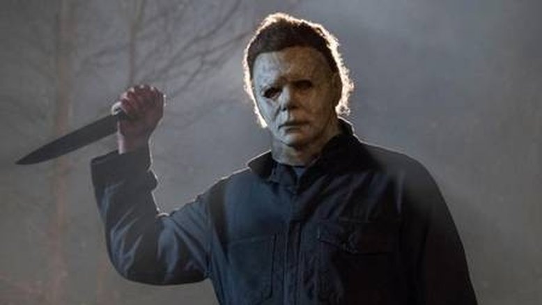 Vídeo: Homem se fantasia de personagem de filme de terror e é detido nos EUA