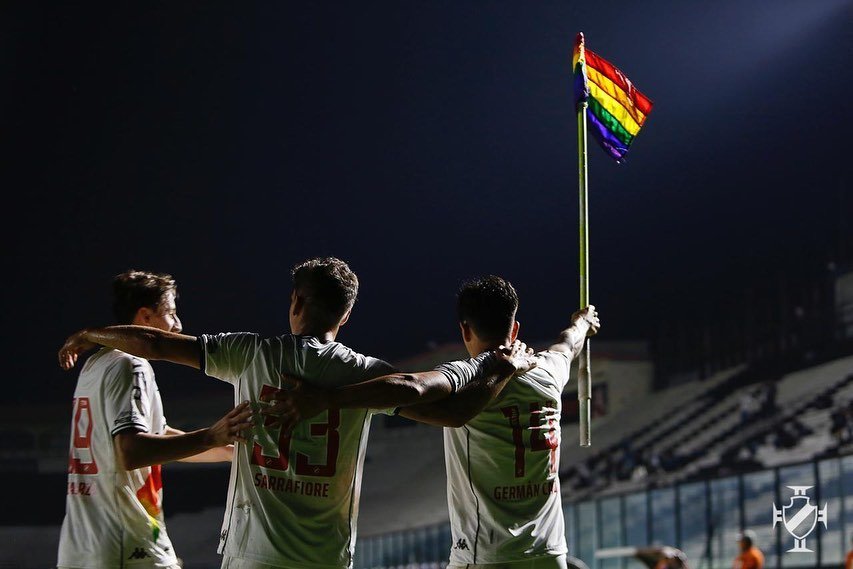 Germán Cano transmite apoio a Josh Cavallo, jogador que se declarou gay 4 Germán Cano transmite apoio a Josh Cavallo, jogador que se declarou gay