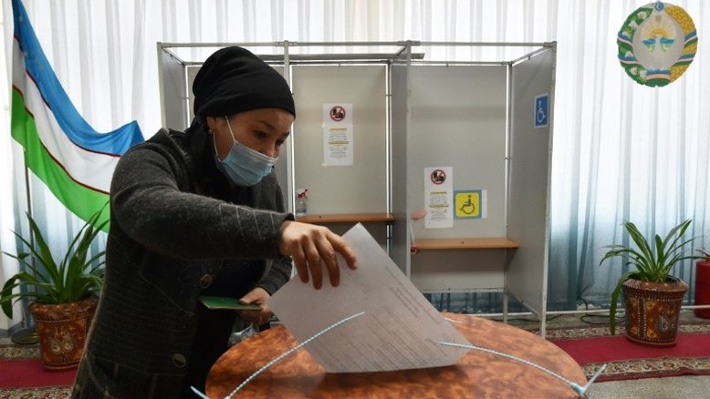 Uzbequistão tem eleição presidencial em pleno desgaste das reformas