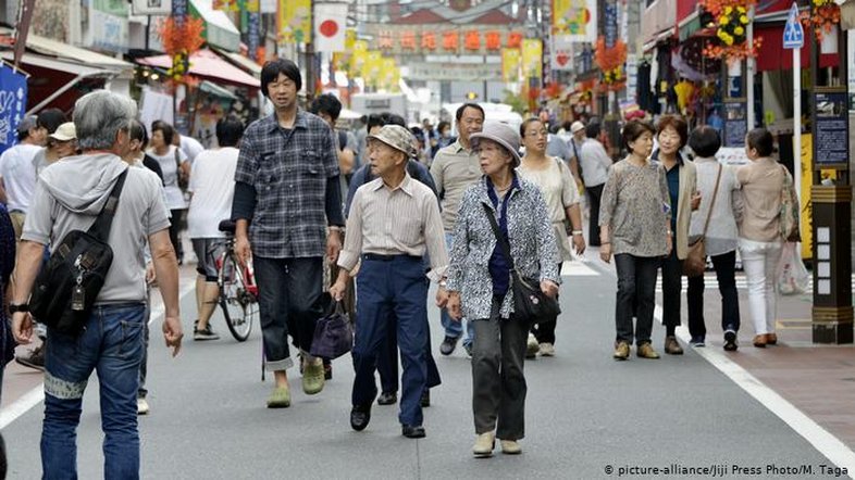 Como o Japão mantém seus idosos ativos no mercado de trabalho