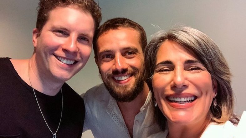 Gloria Pires, Rafael Cardoso, Paolla e mais famosos gravam vinheta de fim de ano da Globo