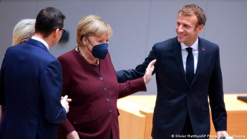 Crise com Polônia domina última cúpula europeia de Merkel