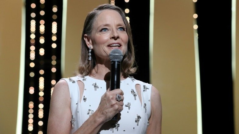 Atriz Jodie Foster revela trauma sobre ter sido motivo de atentado contra presidente dos EUA em 1981