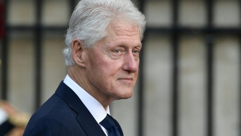 Ex-presidente dos EUA Bill Clinton recebe alta do hospital