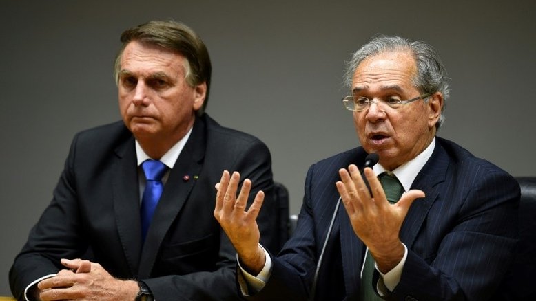 Guedes fica. E quem lucra com isso?