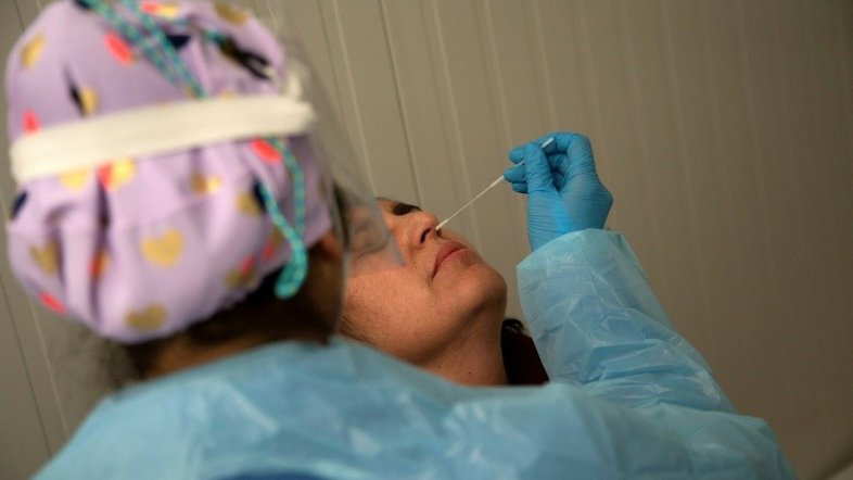 Opas tenta desenvolver teste que detecte covid-19 e gripe ao mesmo tempo